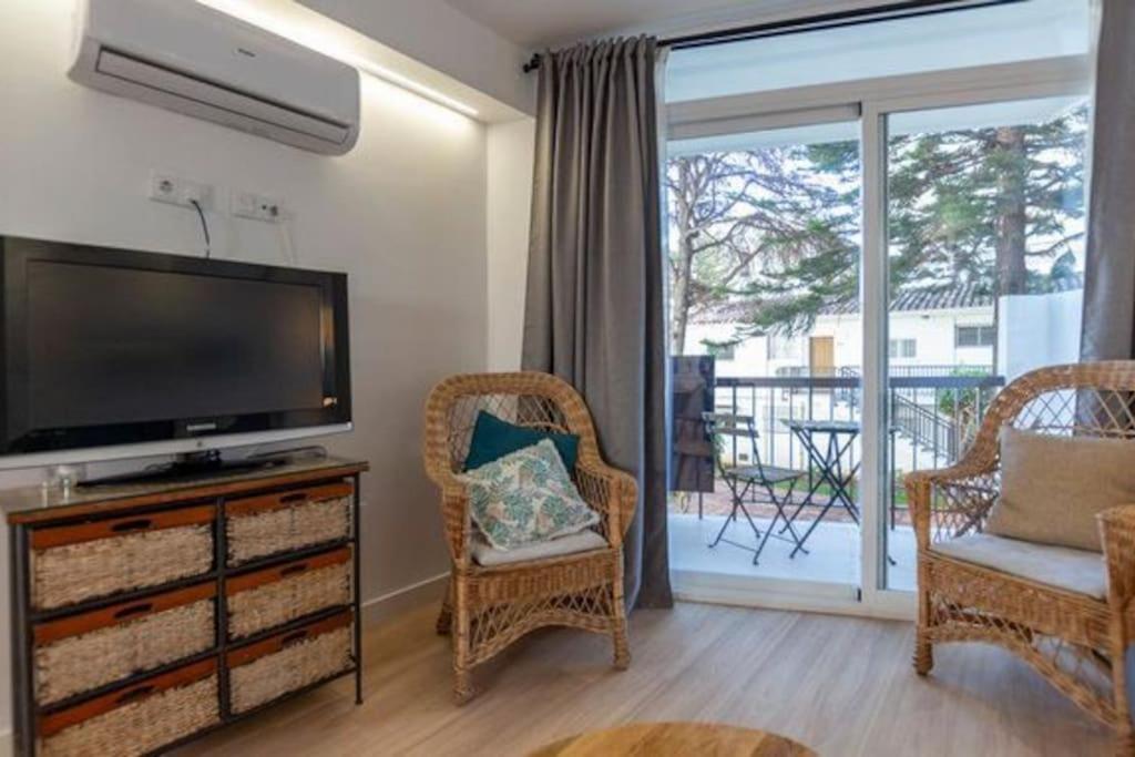 Playa Carihuela By Hdc Apartments Торремолінос Екстер'єр фото